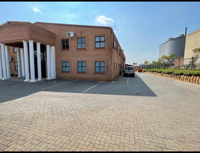 INDUSTRIAL PROPERTY TO RENT IN ROOIHUISKRAAL